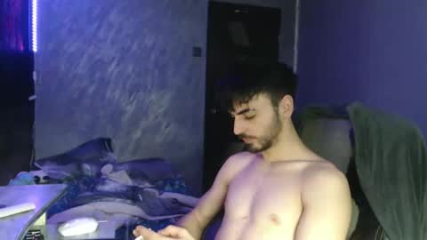 xxxdonpuiuuxxx online show from February 21, 9:32 am