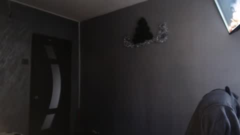 xxxdonpuiuuxxx online show from January 9, 9:47 am