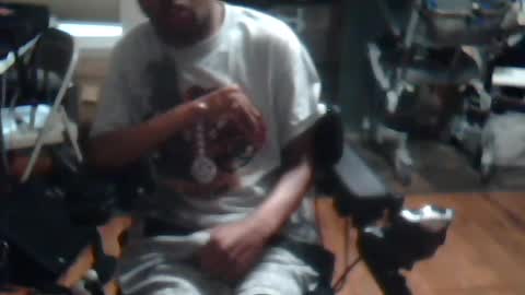 xxxonwheelz online show from June 25, 12:02 am