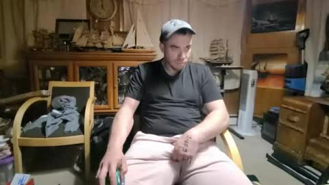 ScubaSteve online show from April 18, 4:25 am