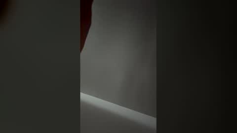 xzaviero25 online show from February 18, 2:47 pm