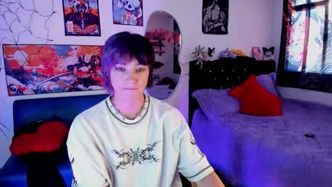 xzerox_ online show from March 13, 9:43 pm