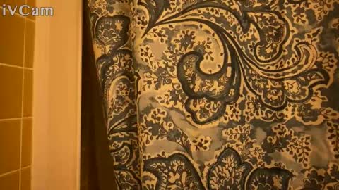 YaBoiSlutty online show from December 5, 12:29 am