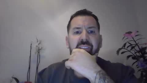 yakijoe online show from April 14, 10:42 pm