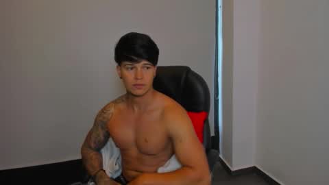 new here online show from December 5, 12:01 pm