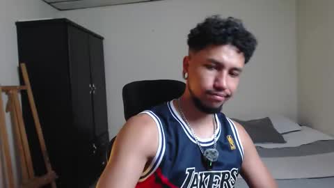 yeff online show from December 20, 1:35 am