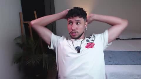 yeff online show from March 22, 1:10 am