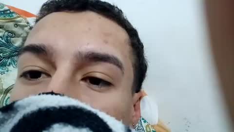 Snapshot of yeisongomezz chatting on December 8, 6:01 am yeisongomezz online show from December 8, 6:01 am