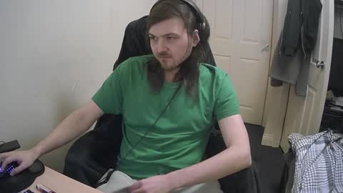 Alex online show from December 15, 1:35 am