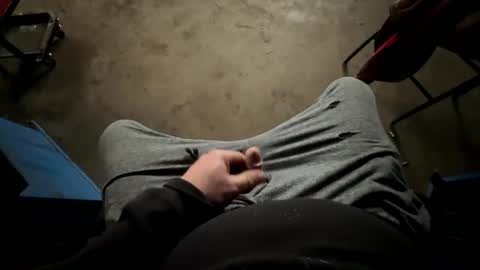 yesdaddystickitin2 online show from April 3, 5:32 pm