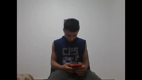 yissus_20 online show from November 6, 1:58 pm