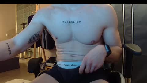 Yo  an online show from December 6, 12:23 am