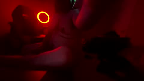 yolo210 online show from December 16, 6:42 am