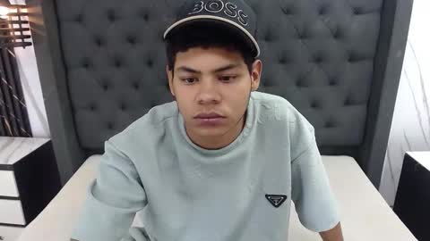 Yordi online show from November 3, 1:03 pm