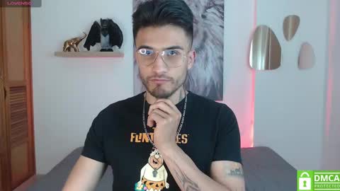 yoshy_man online show from January 26, 3:59 am