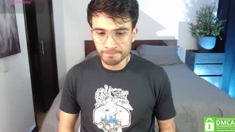 yoshy_man online show from October 20, 3:21 am