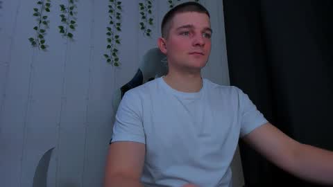 your_claddagh online show from November 29, 6:43 pm