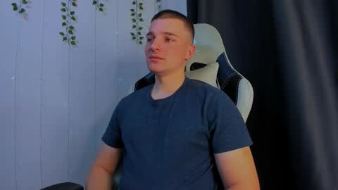 your_claddagh online show from October 17, 8:02 pm