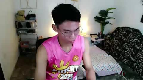 Rence online show from November 14, 5:58 pm