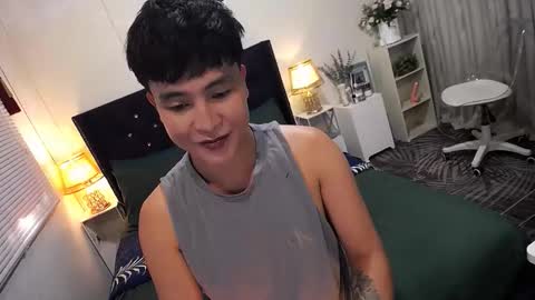 yourlivingonurdream online show from March 14, 2:29 am