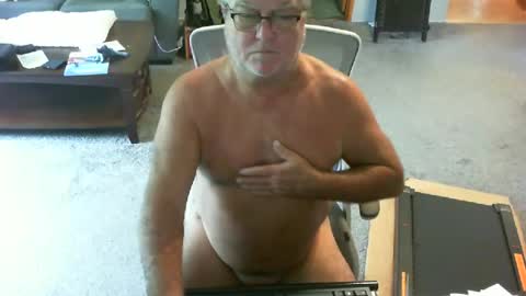 yourpoppi55 online show from August 2, 2:04 pm
