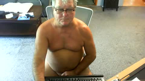 yourpoppi55 online show from August 5, 6:35 pm