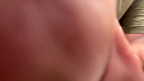 yoursecretlover7 online show from April 22, 7:57 am