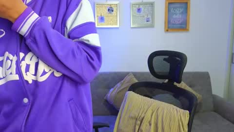 yulian_vasquez online show from November 29, 12:51 pm