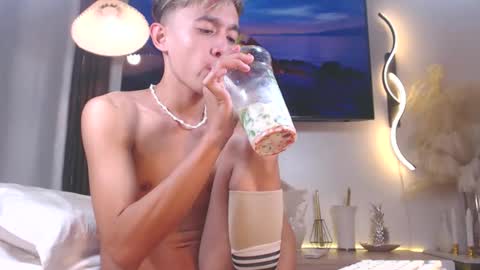 Justine online show from October 3, 10:37 pm