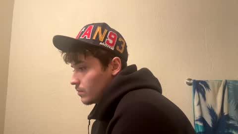 yungstudbev online show from February 5, 1:04 am