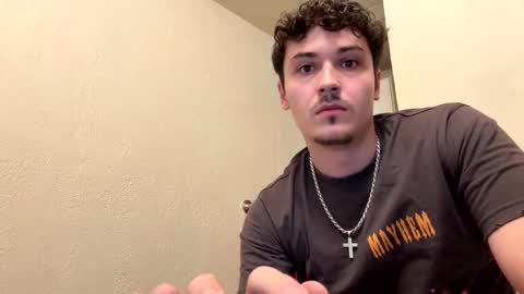 yungstudbev online show from October 14, 4:19 am