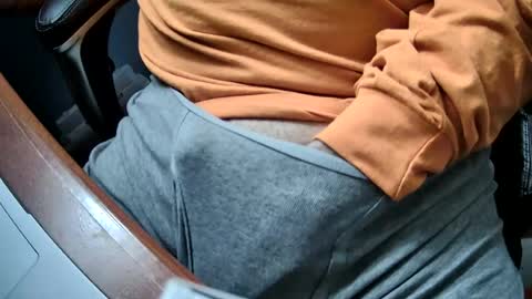 yuppers1234 online show from April 29, 3:49 pm