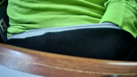 yuppers1234 online show from April 10, 2:13 pm