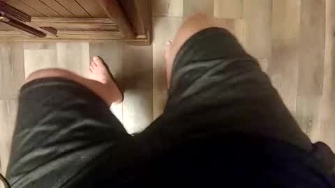 yupthatshim online show from December 16, 6:09 am