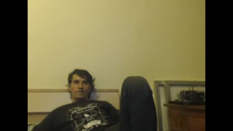 Snapshot of yvesstorm5 chatting on January 18, 6:53 pm yvesstorm5 online show from January 18, 6:53 pm