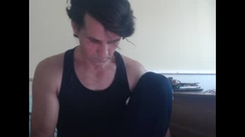 Snapshot of yvesstorm5 chatting on January 26, 12:33 pm yvesstorm5 online show from January 26, 12:33 pm