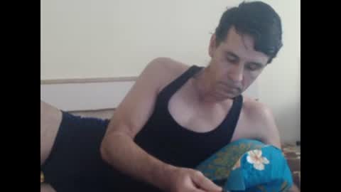 Snapshot of yvesstorm5 chatting on February 20, 2:02 pm yvesstorm5 online show from February 20, 2:02 pm