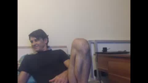 Snapshot of yvesstorm5 chatting on December 27, 6:31 pm yvesstorm5 online show from December 27, 6:31 pm