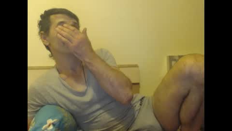 Snapshot of yvesstorm5 chatting on February 14, 8:05 pm yvesstorm5 online show from February 14, 8:05 pm