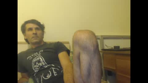 Snapshot of yvesstorm5 chatting on December 29, 5:54 pm yvesstorm5 online show from December 29, 5:54 pm