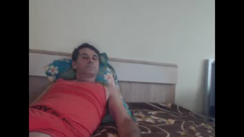 Snapshot of yvesstorm5 chatting on February 5, 1:11 pm yvesstorm5 online show from February 5, 1:11 pm