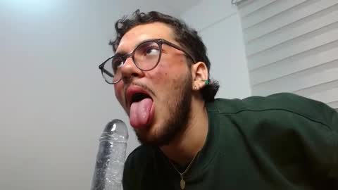 Zack  online show from October 30, 6:48 am