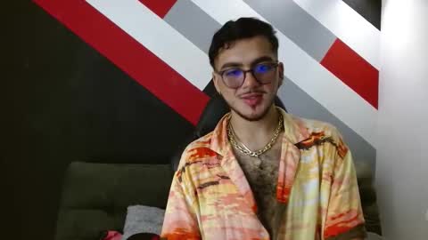 Zack  online show from November 17, 7:06 pm