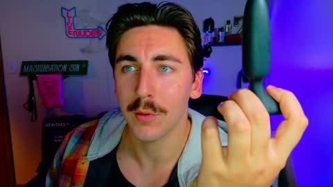 Zach Rhyder online show from November 16, 2:14 am