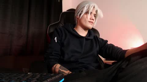 zack_morgan online show from December 21, 3:58 am