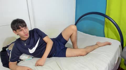 ZackMontiel07 online show from October 23, 10:08 am