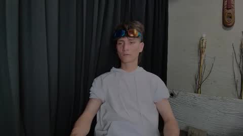 zackxxx__ online show from October 8, 3:44 am