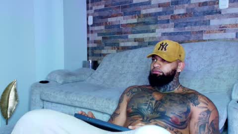 INSTAGRAM yormanfit7 online show from October 1, 8:29 am