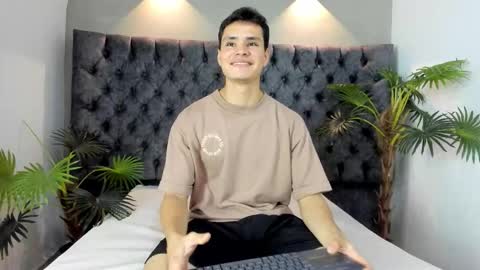 zane online show from February 20, 12:40 pm