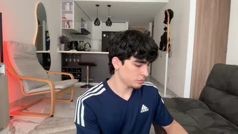 Snapshot of zenn_rush chatting on October 31, 2:09 pm Zenn online show from October 31, 2:09 pm